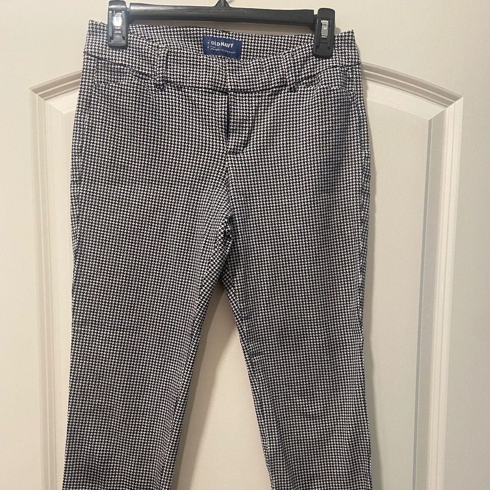 Old Navy Houndstooth Pixie Mid- Rise 4Reg